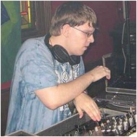 UKast FM Internet Radio Station Streaming Rave and Hardcore 24/7